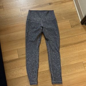 Size 6 lululemon winder under leggings 25”